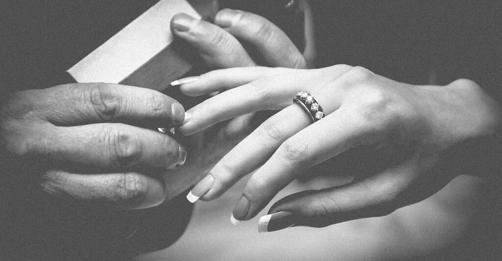 hands, ring, engagement-771669.jpg